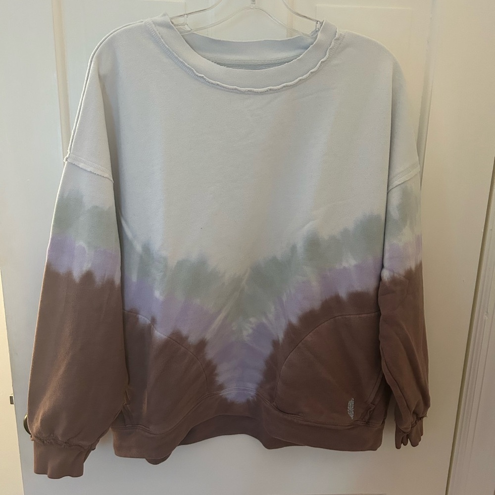 FREE PEOPLE MOVEMENT OMBRÉ METTI CREWNECK SWEATSHIRT IN PHLOX SIZE SMALL
